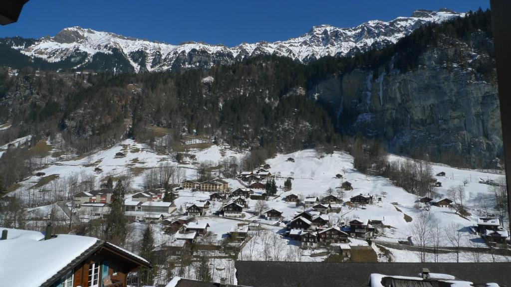 Hotel Crystal Lauterbrunnen Zewnętrze zdjęcie