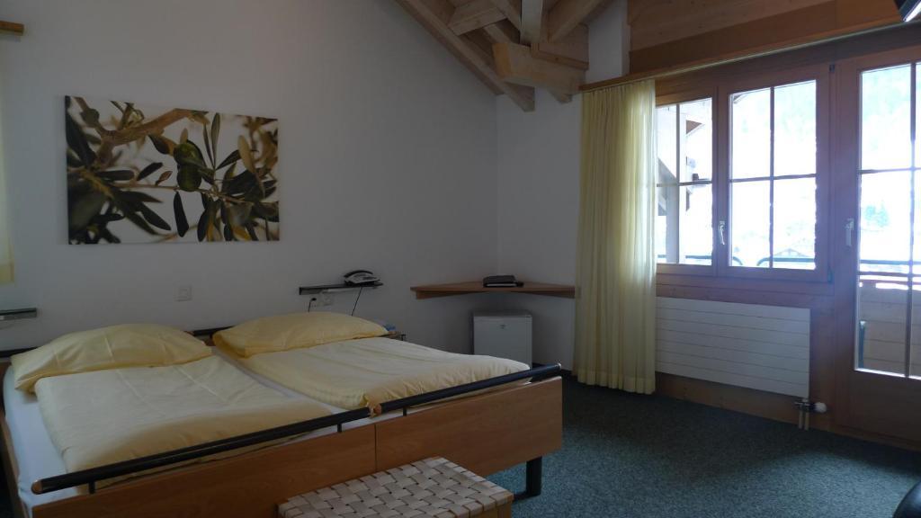 Hotel Crystal Lauterbrunnen Pokój zdjęcie